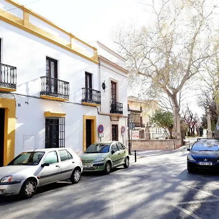 Puerta Alameda Apartment
